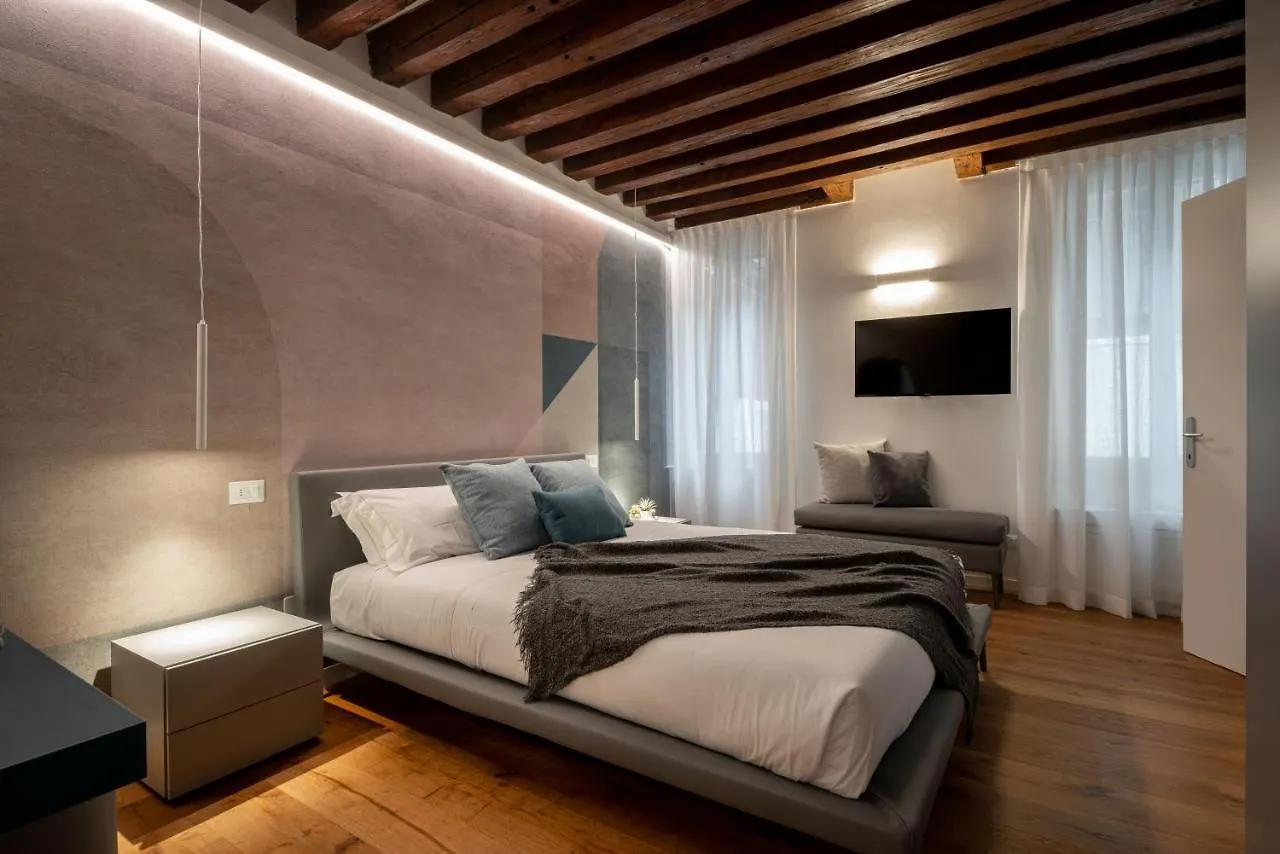 Sant'Angelo Apartment By Wonderful Italy Венеция Италия