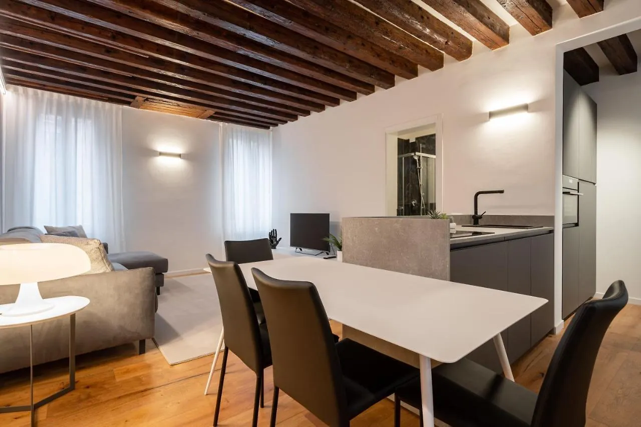 Sant'Angelo Apartment By Wonderful Italy Венеция Италия